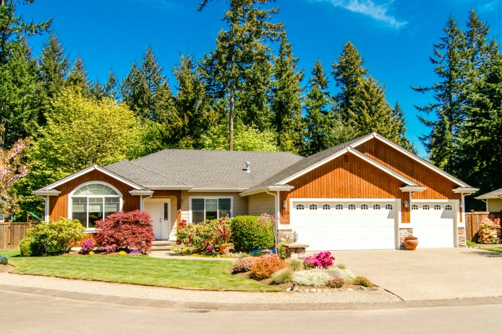 Property Photo: 11925 10th Av Ct NW WA 98332