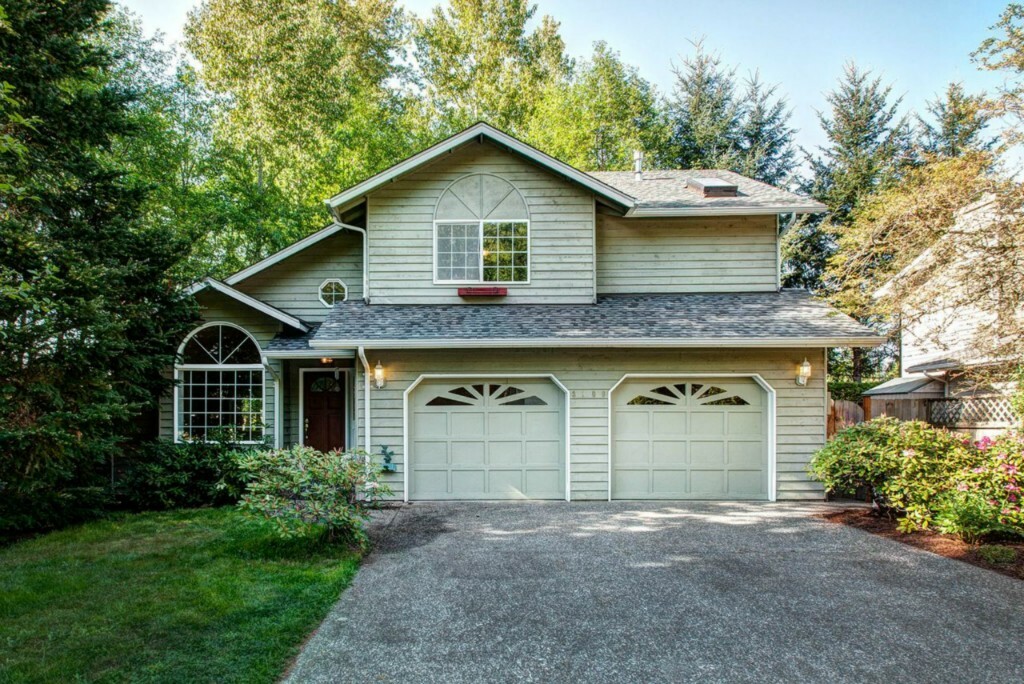 Property Photo:  3109 Maple Ridge Ct  WA 98229 