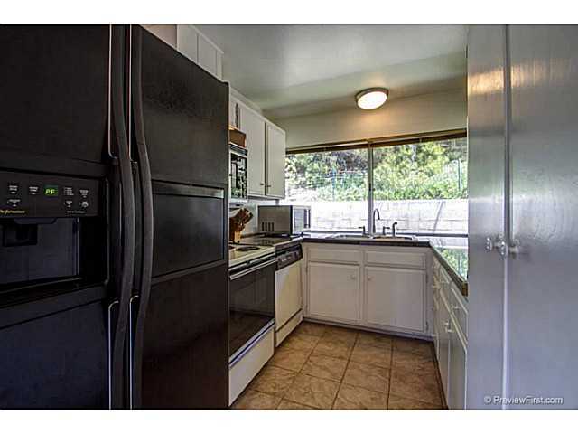 Property Photo:  1917 Pariva Drive  CA 92007 