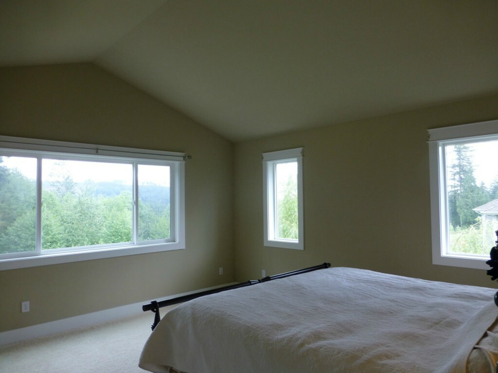 Property Photo: 5633 198th Dr SE WA 98290