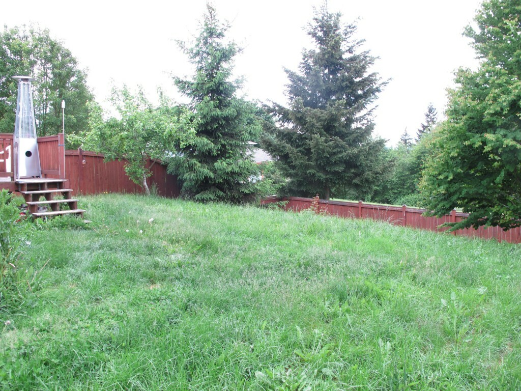 Property Photo: 6112 76th Ave NE WA 98270