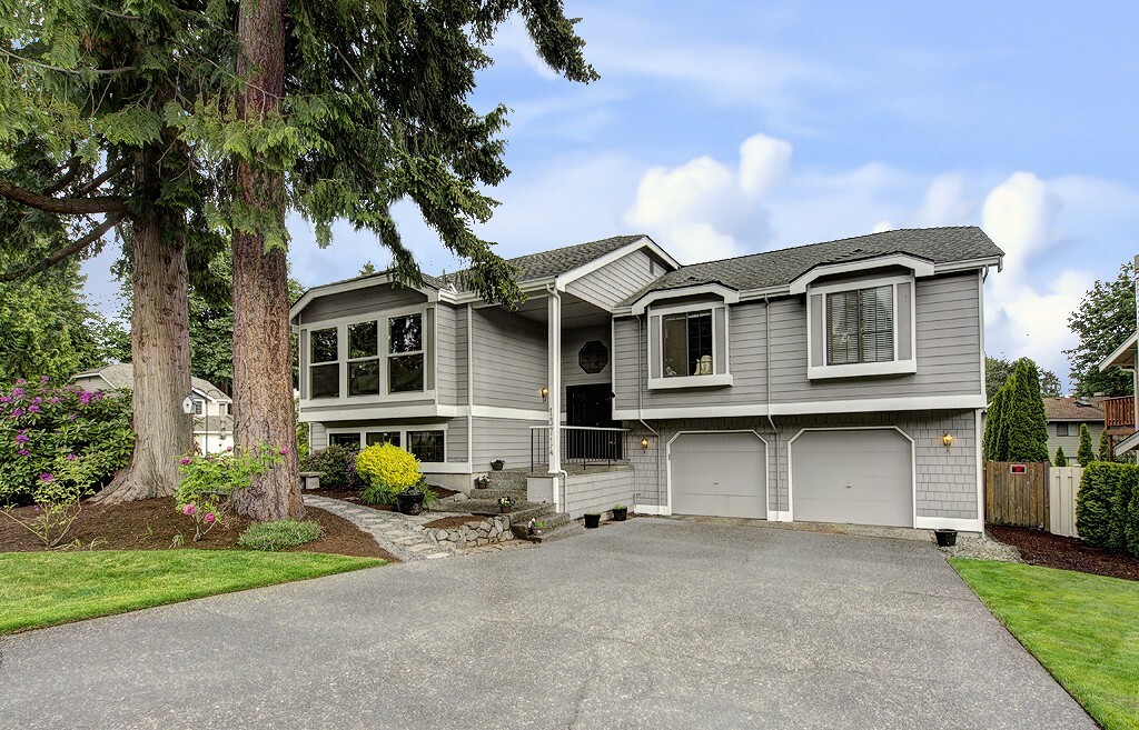 Property Photo: 13714 173rd Place NE WA 98052