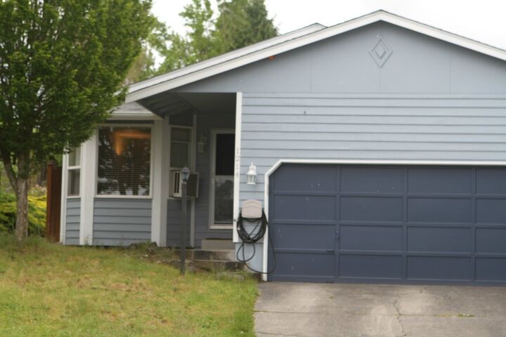 Property Photo:  1214 S 93rd St  WA 98444