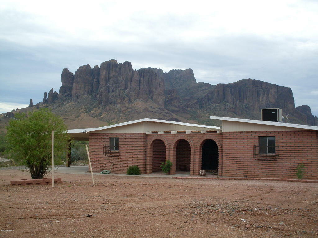 Property Photo:  4552 E Bluebird Trail  AZ 85119 