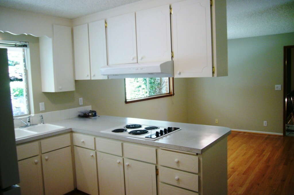 Property Photo:  12302 SE 10th St  WA 98005 