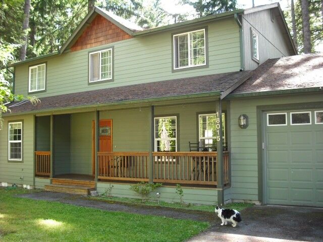 Property Photo:  18015 Mossywood Ct SE  WA 98597 