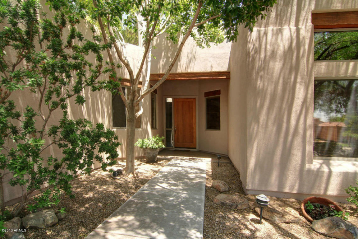 Property Photo:  6040 W Robin Lane  AZ 85310 