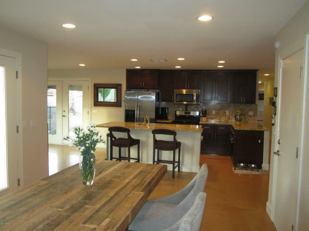 Property Photo:  2802 E Windrose Drive  AZ 85032 