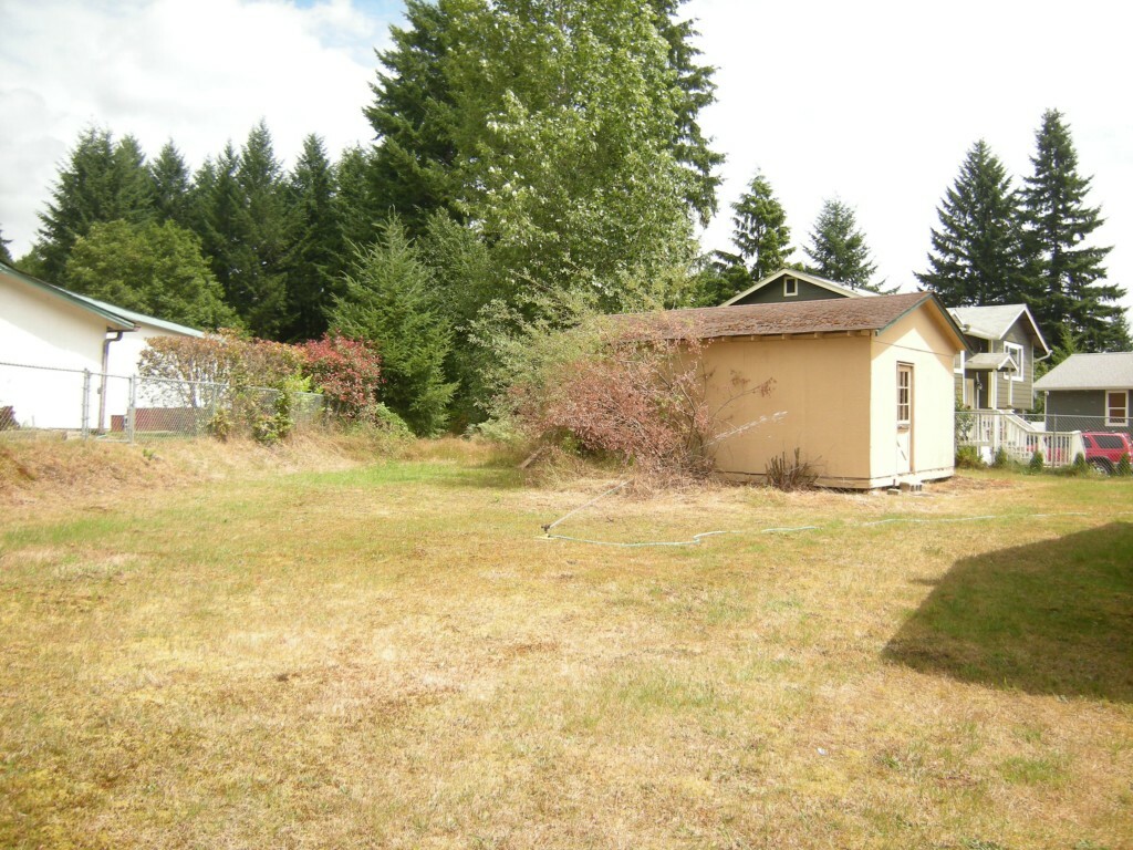 Property Photo:  40 NE Pegleg Ct  WA 98528 