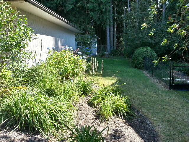 Property Photo:  2900 Comanche Dr  WA 98273 