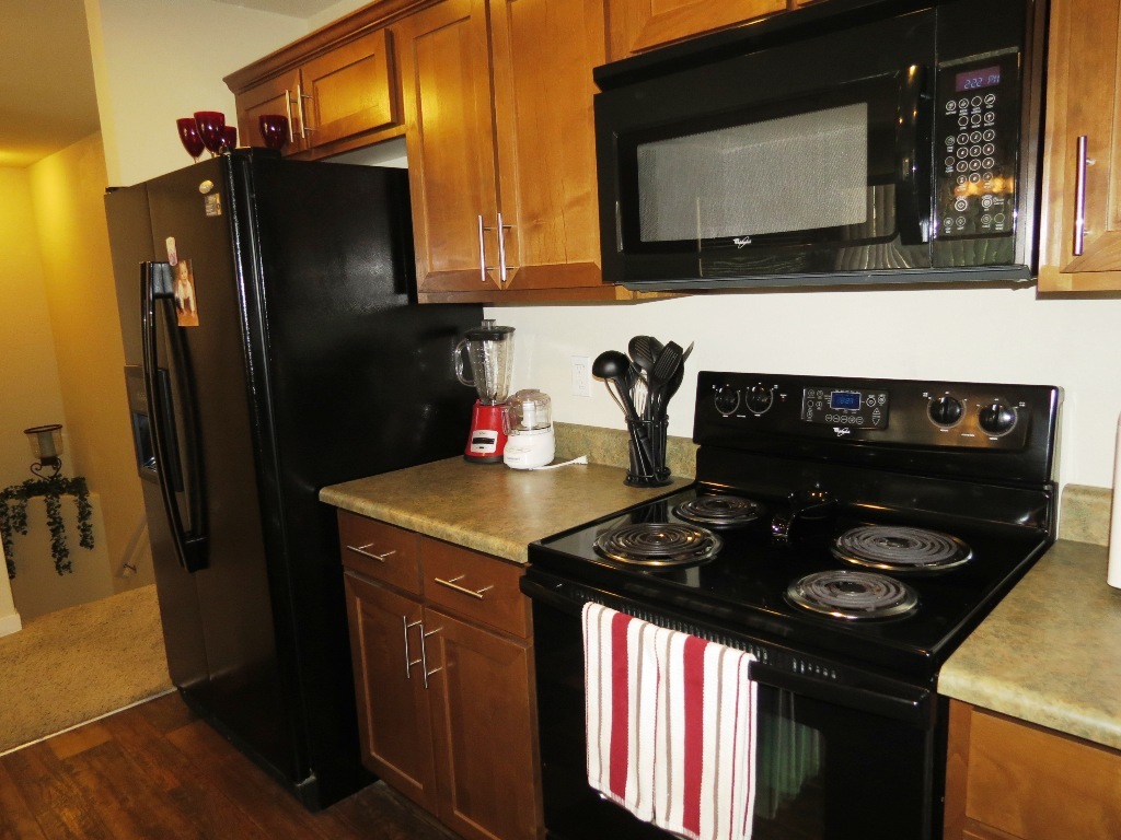 Property Photo: 1900 Weaver Rd D204 WA 98290