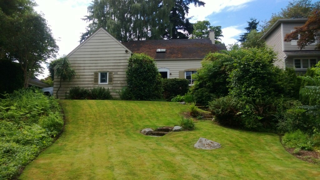 Property Photo:  3309 E Valley St  WA 98112 