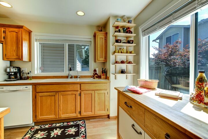 Property Photo:  11610 10th Ave W  WA 98204 