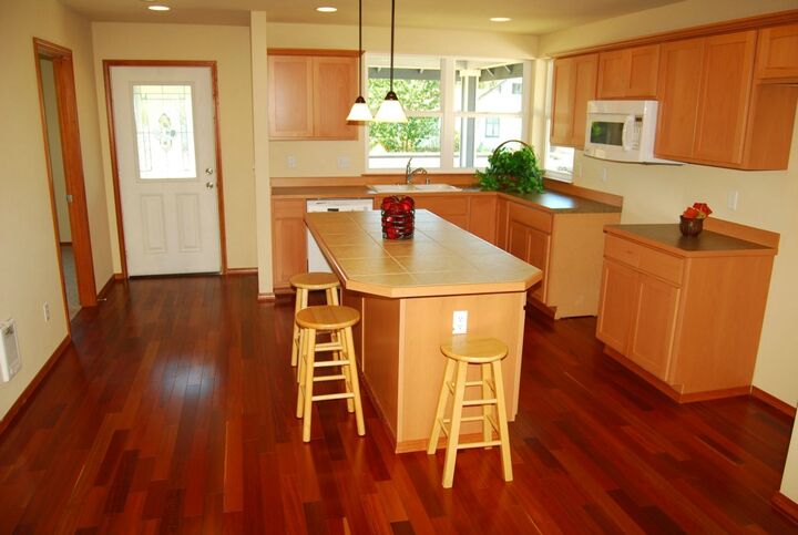 Property Photo: 128 Milwaukee Blvd S WA 98001