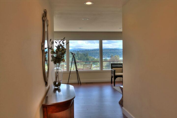 Property Photo:  5724 55th Ave S  WA 98118 