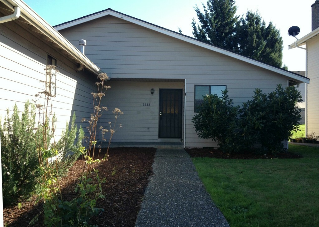 Property Photo:  2222 E Fulton St  WA 98273 