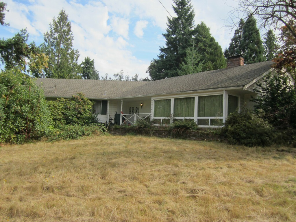 Property Photo: 7805 22nd Place SE WA 98040