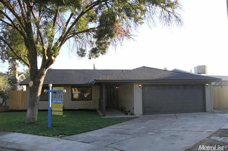 Property Photo:  2701 Peek Ct  CA 95358 