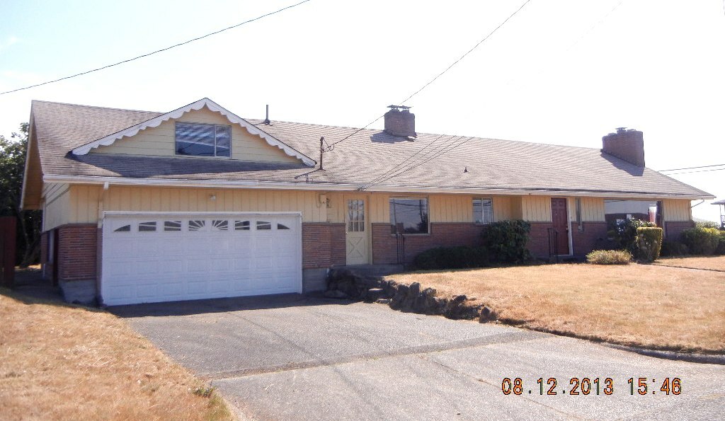 Property Photo: 1029 S Jackson Ave WA 98465
