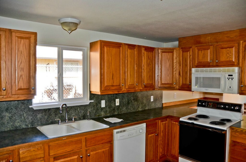 Property Photo:  4813 S L St  WA 98408 