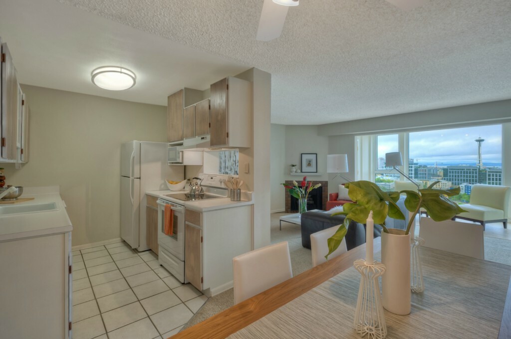 Property Photo:  400 Melrose Ave E 408  WA 98102 