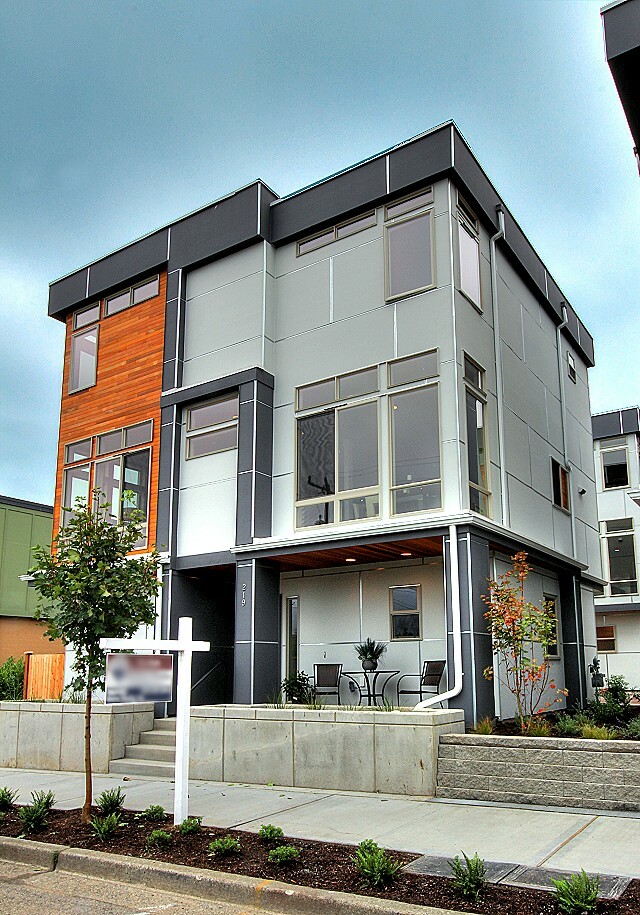 Property Photo: 223 NW 87th St WA 98117