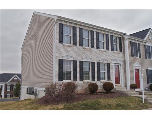 Property Photo: 38 Castleview PA 15136