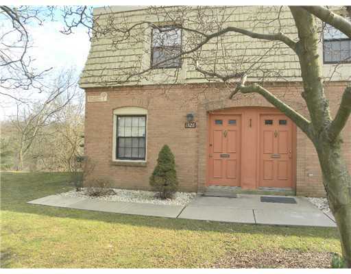 Property Photo:  1326 Pennsbury  PA 15205 