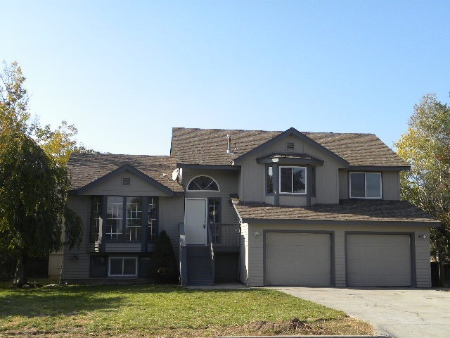 Property Photo: 3802 S Bowdish Rd WA 99206