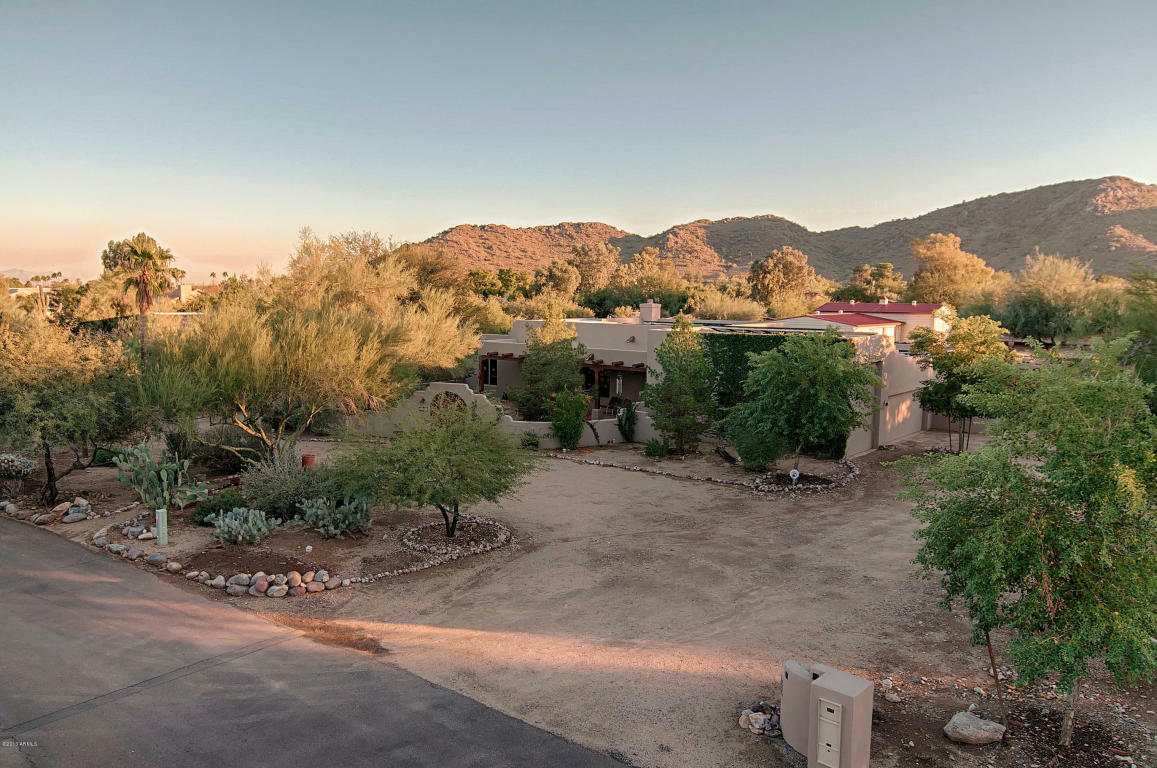 Property Photo: 4037 E Gold Dust Avenue AZ 85028