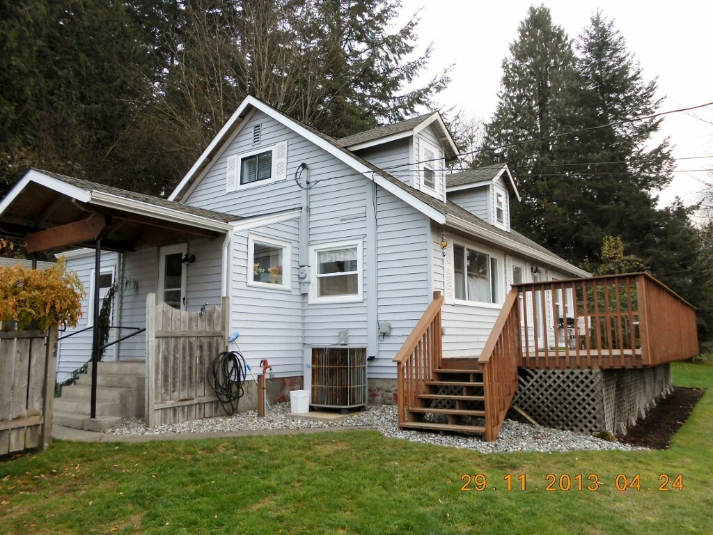 Property Photo:  21023 Hermway Heights Dr  WA 98274 