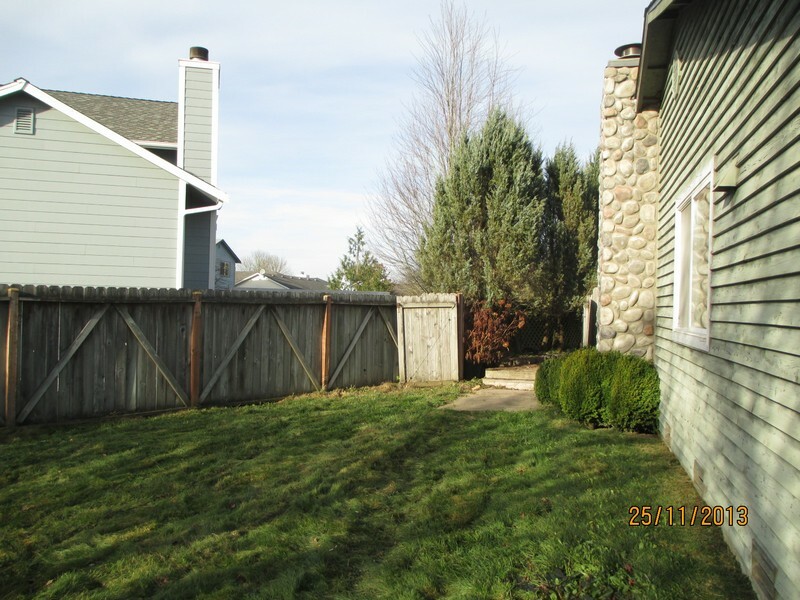 Property Photo:  16445 155th St SE  WA 98272 