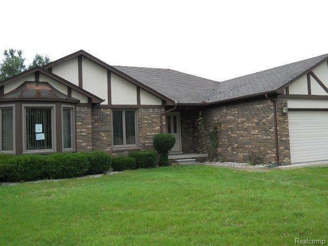 Property Photo:  39755 Lembke Drive  MI 48313 