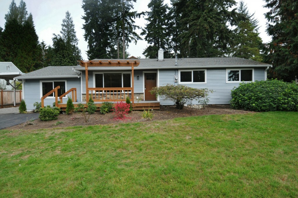 Property Photo:  22209 93rd Place W  WA 98020 