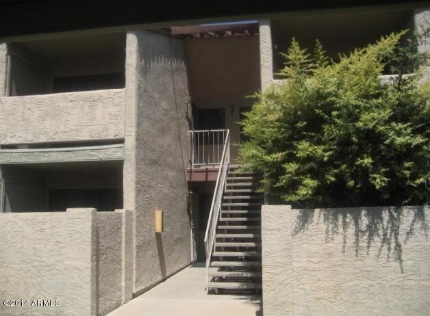 Property Photo: 533 W Guadalupe Road 2032 AZ 85210