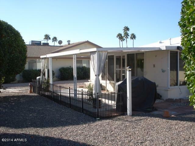 Property Photo: 10827 W Saratoga Circle AZ 85351