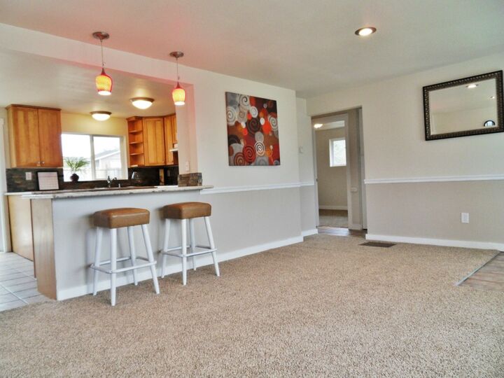 Property Photo: 7225 E E St WA 98404