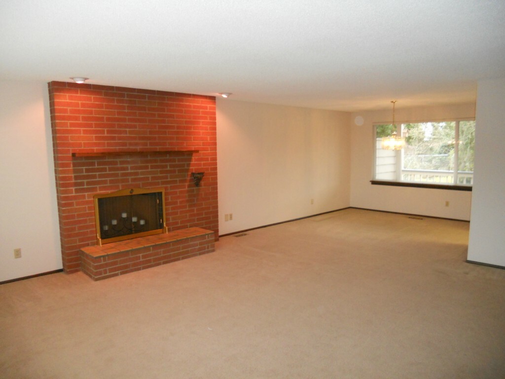 Property Photo: 1561 S Macarthur WA 98465