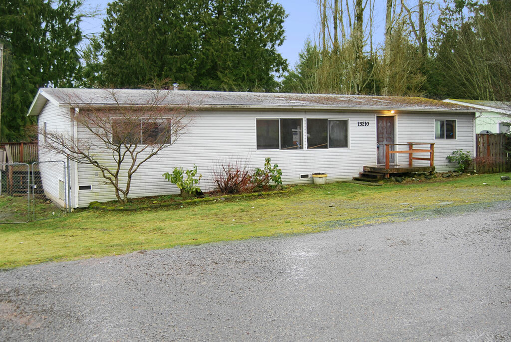 Property Photo:  13210 281st Ave E  WA 98321 