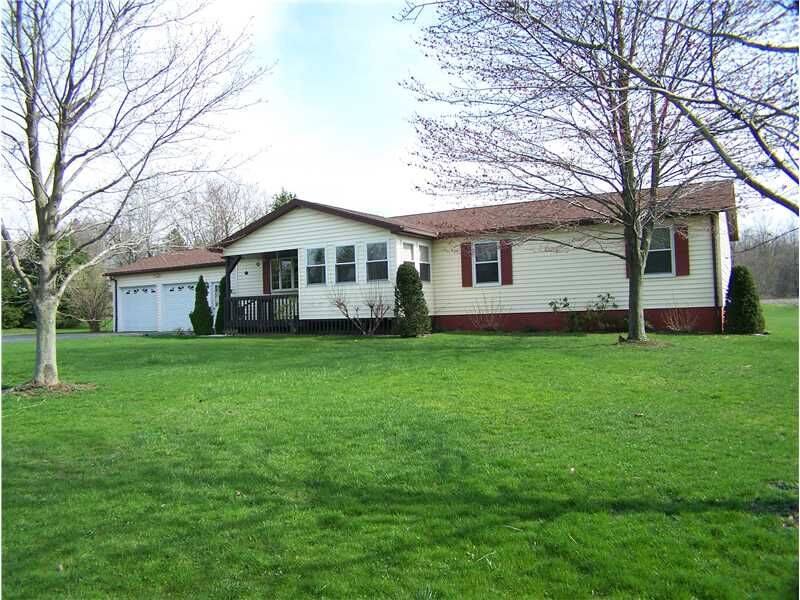 Property Photo:  14 Jackson Avenue  PA 16401 