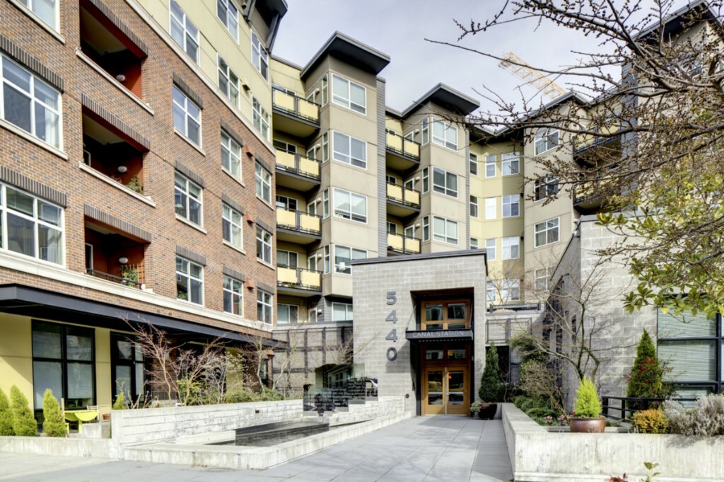 Property Photo: 5440 Leary Ave NW 413 WA 98107