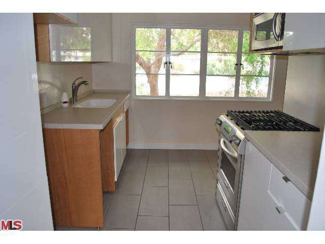 Property Photo: 5267 Village Grn 1/2 CA 90016