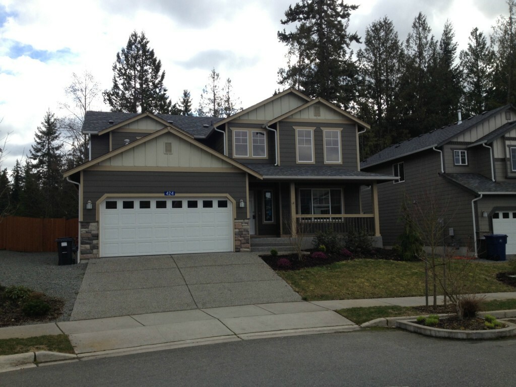 Property Photo:  424 Barry Loop  WA 98274 