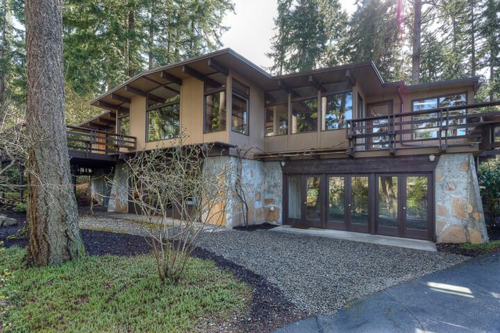 5415 NE Fletcher Landing  Bainbridge Island WA 98110 photo