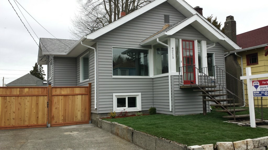 Property Photo:  4215 4th Avenue NW  WA 98107 