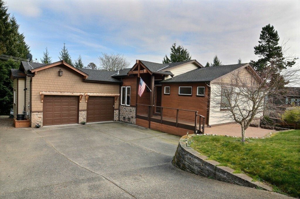 Property Photo: 9723 Harborview Place NW WA 98332