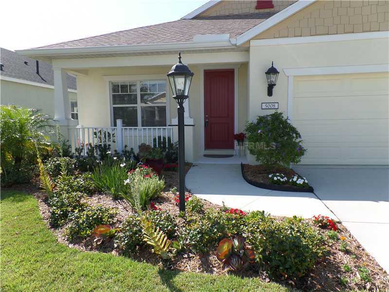 Property Photo: 5008 Torrey Pines Run FL 34211
