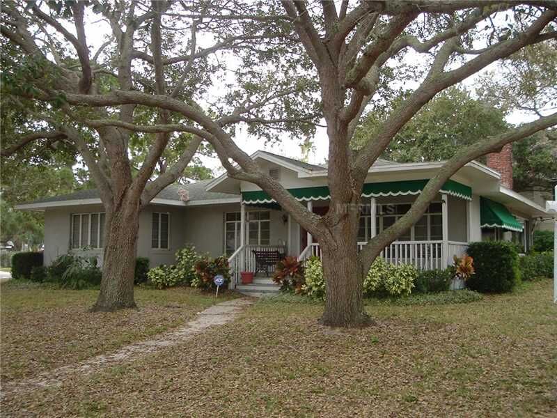 Property Photo: 125 Orangewood Drive FL 34698