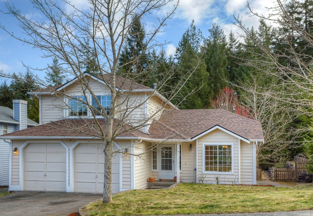 Property Photo:  9818 Enchantment Avenue NE  WA 98383 