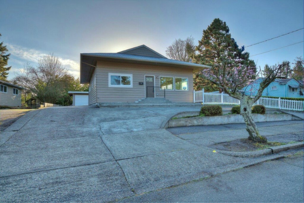 Property Photo:  1269 Huson Dr  WA 98405 